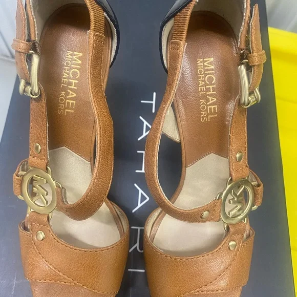 Michael Kors Fulton Madras platform heels - Picture 2 of 9